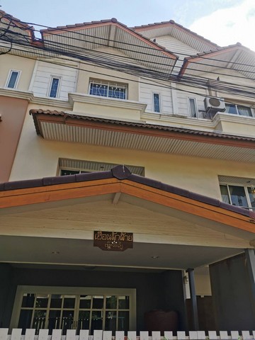 ขายด่วน ทาวน์โฮม 3 ชั้น หมู่บ้านภัทรไพรเวท 3 (อุทยานทอง) นนทบุรี  ใกล้รถไฟฟ้าบางใหญ่