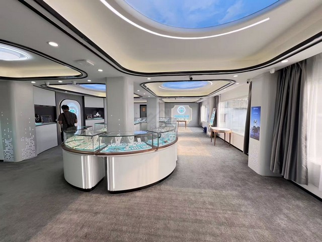 ให้เช่าพื้นที่ออฟฟิศย่านสีลม 290 ตรม. ภายในอาคาร ชั้น 7 โรงแรมแซฟฟาร์ยโฮเทล ตรงข้ามวัดแขก ใกล้ BTS สุรศักดิ์ 600 เมตร 