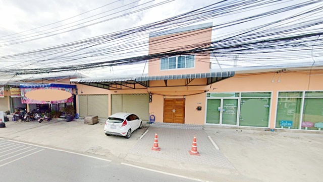 ทำเลหน้าหมู่บ้าน 1500 หลัง  ตลาดพระเงิน 1.6 กม.ให้เช่าตึกแถว 2ชั้น 19ตร.วา.160ตร.ม. รร.นานาชาติดราก้อน 2.5 กม.2 นอน 2 น้ำ 